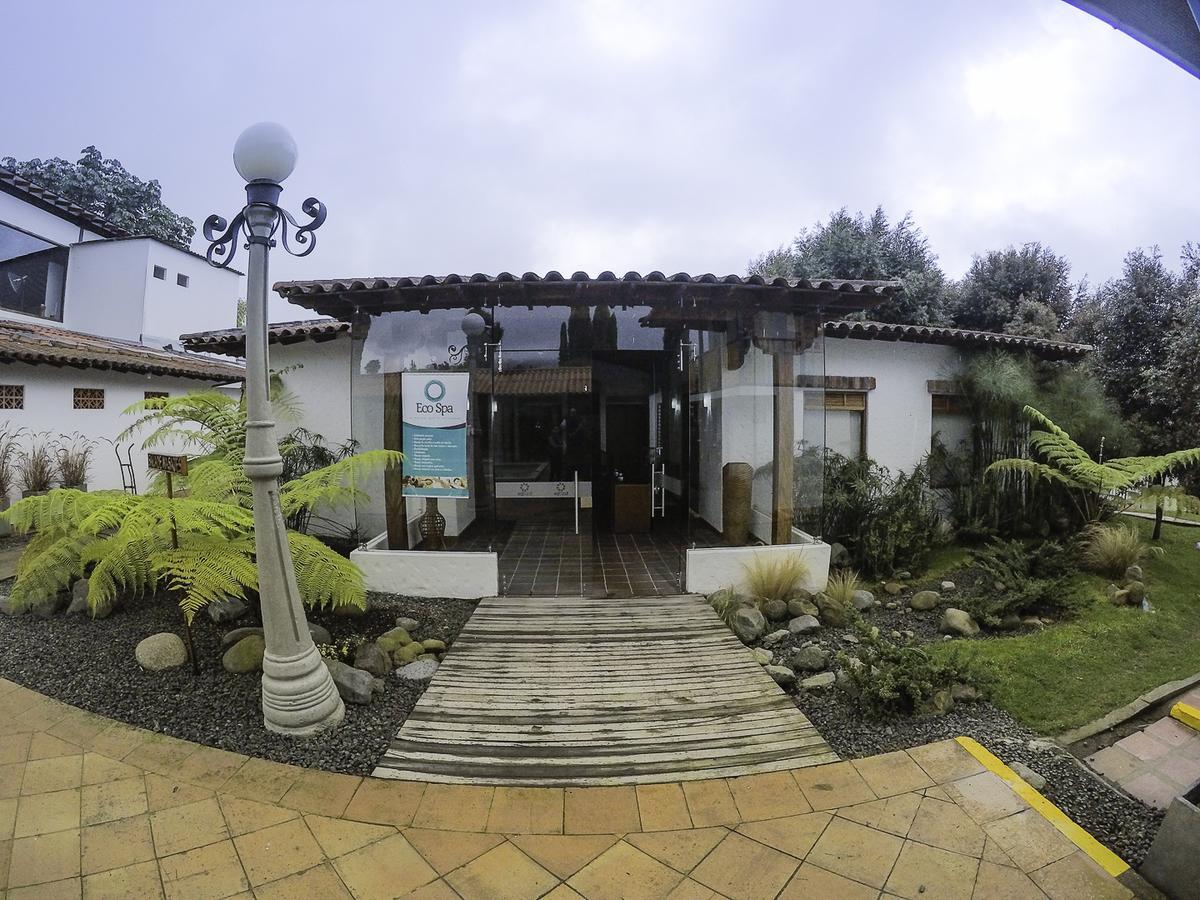 Termales El Otono Hotel Manizales Bagian luar foto Entrance to the museum