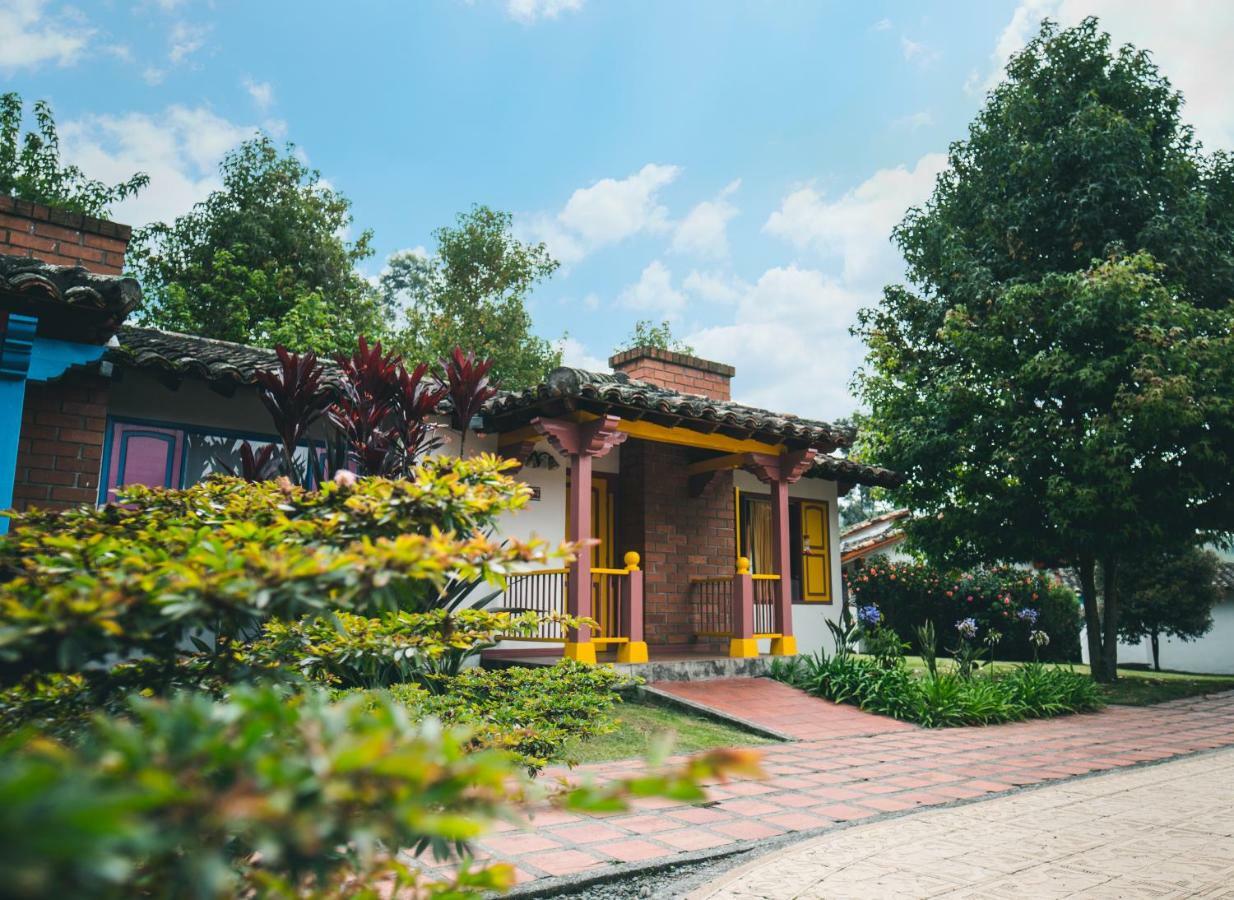 Termales El Otono Hotel Manizales Bagian luar foto The house of Gabriel García Márquez in Araure, Araure State, Venezuela.